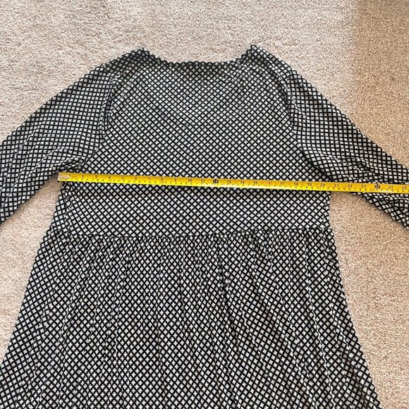 Black and White Flowy Stretchy Mini Dress Top Size 2X - Picture 6 of 6